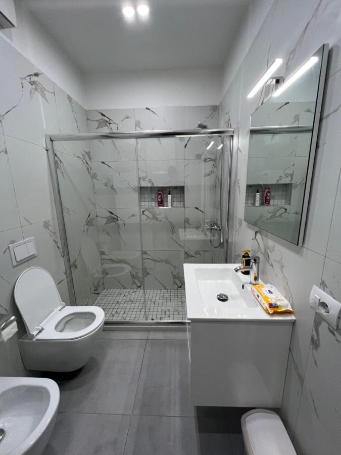 Gersi'S Daily Apartament Lägenhet Tirana Exteriör bild